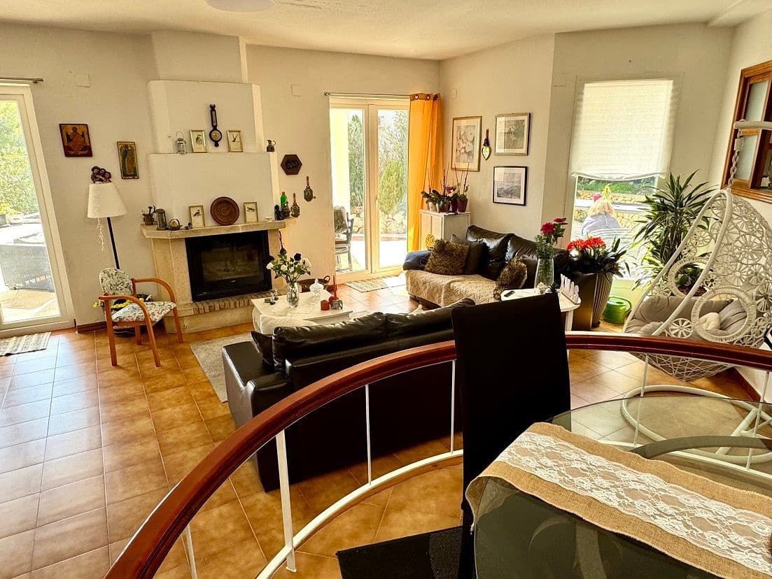 3 makuuhuone Huvila myytävänä paikassa Altea mukana uima-altaan 
autotalli - 520 000 € (Ref: 8821713)