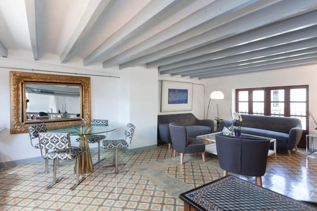 7 bedroom Hotel for sale in Altea - € 960,000 (Ref: 8827235)