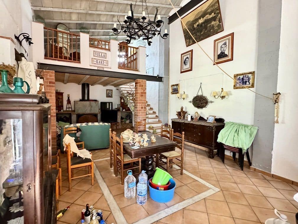 2 soveværelse Finca/Landehus til salg i Callosa d'En Sarria - € 285.000 (Ref: 8881356)