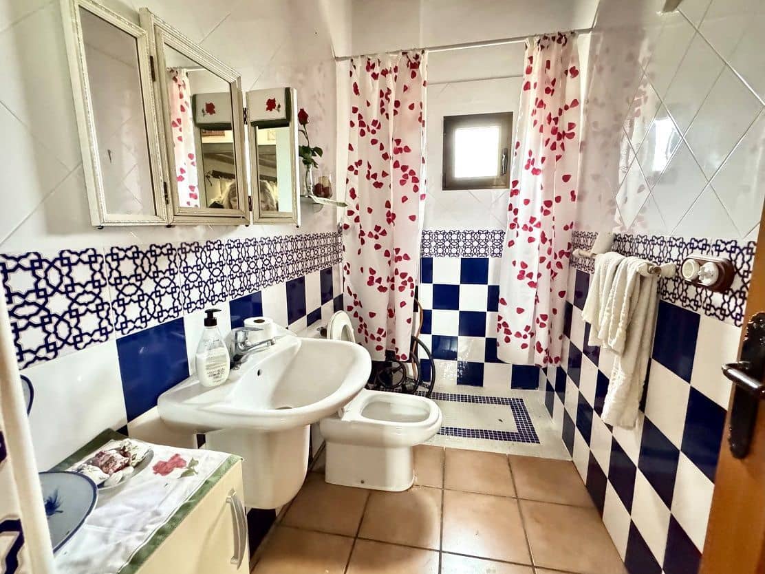 2 soveværelse Finca/Landehus til salg i Callosa d'En Sarria - € 285.000 (Ref: 8881356)