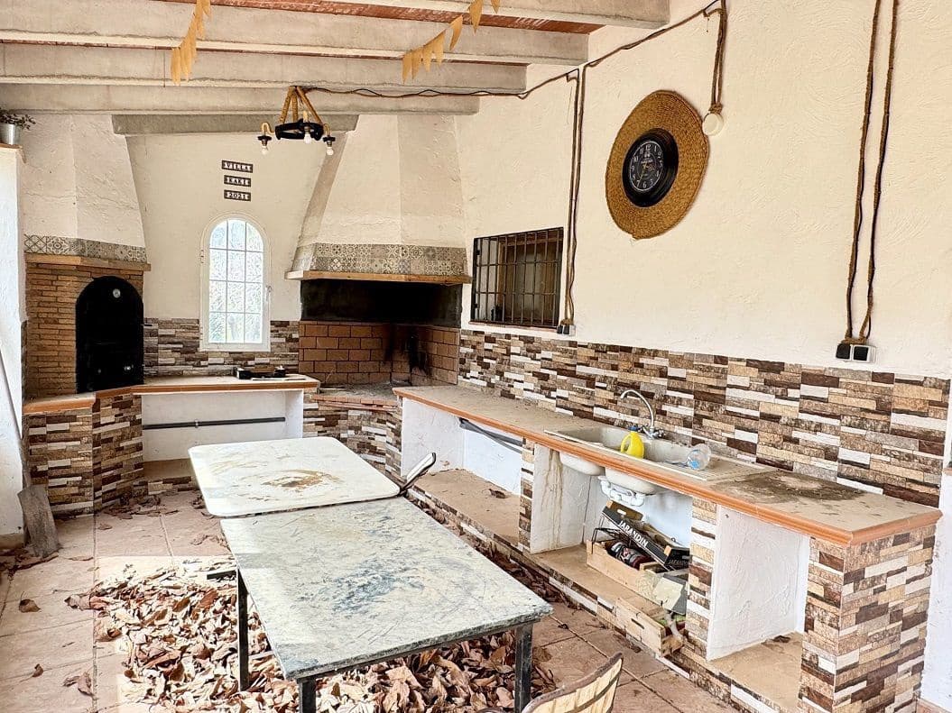 2 soveværelse Finca/Landehus til salg i Callosa d'En Sarria - € 285.000 (Ref: 8881356)