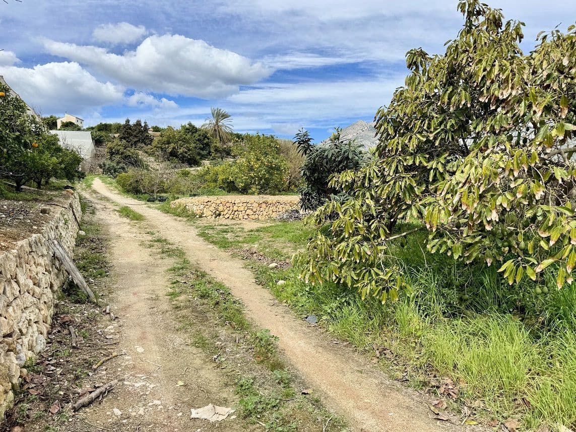 2 soveværelse Finca/Landehus til salg i Callosa d'En Sarria - € 285.000 (Ref: 8881356)