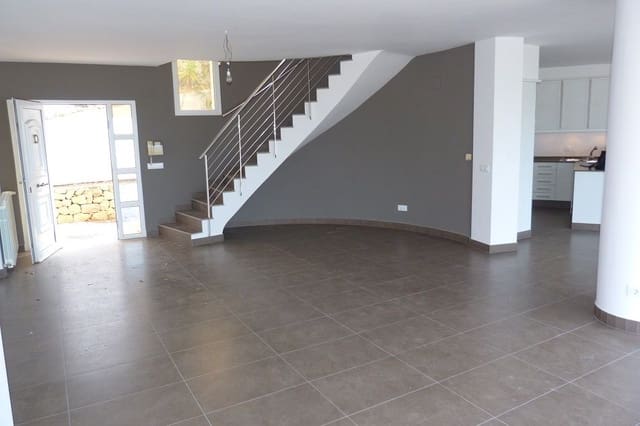 4 Zimmer Villa zu verkaufen in Altea mit Pool Garage - 1.195.000 € (Ref: 8923520)