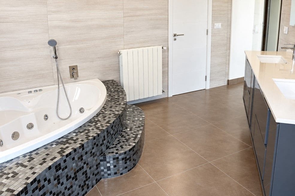4 Zimmer Villa zu verkaufen in Altea mit Pool Garage - 1.195.000 € (Ref: 8923520)