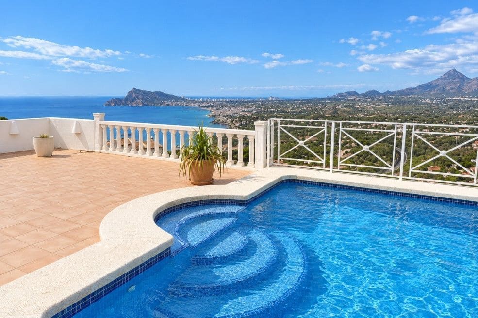 4 Zimmer Villa zu verkaufen in Altea mit Pool Garage - 1.195.000 € (Ref: 8923520)