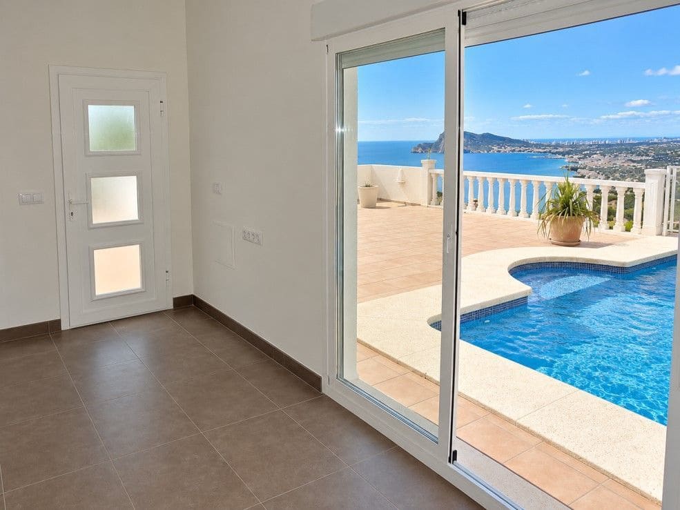4 Zimmer Villa zu verkaufen in Altea mit Pool Garage - 1.195.000 € (Ref: 8923520)