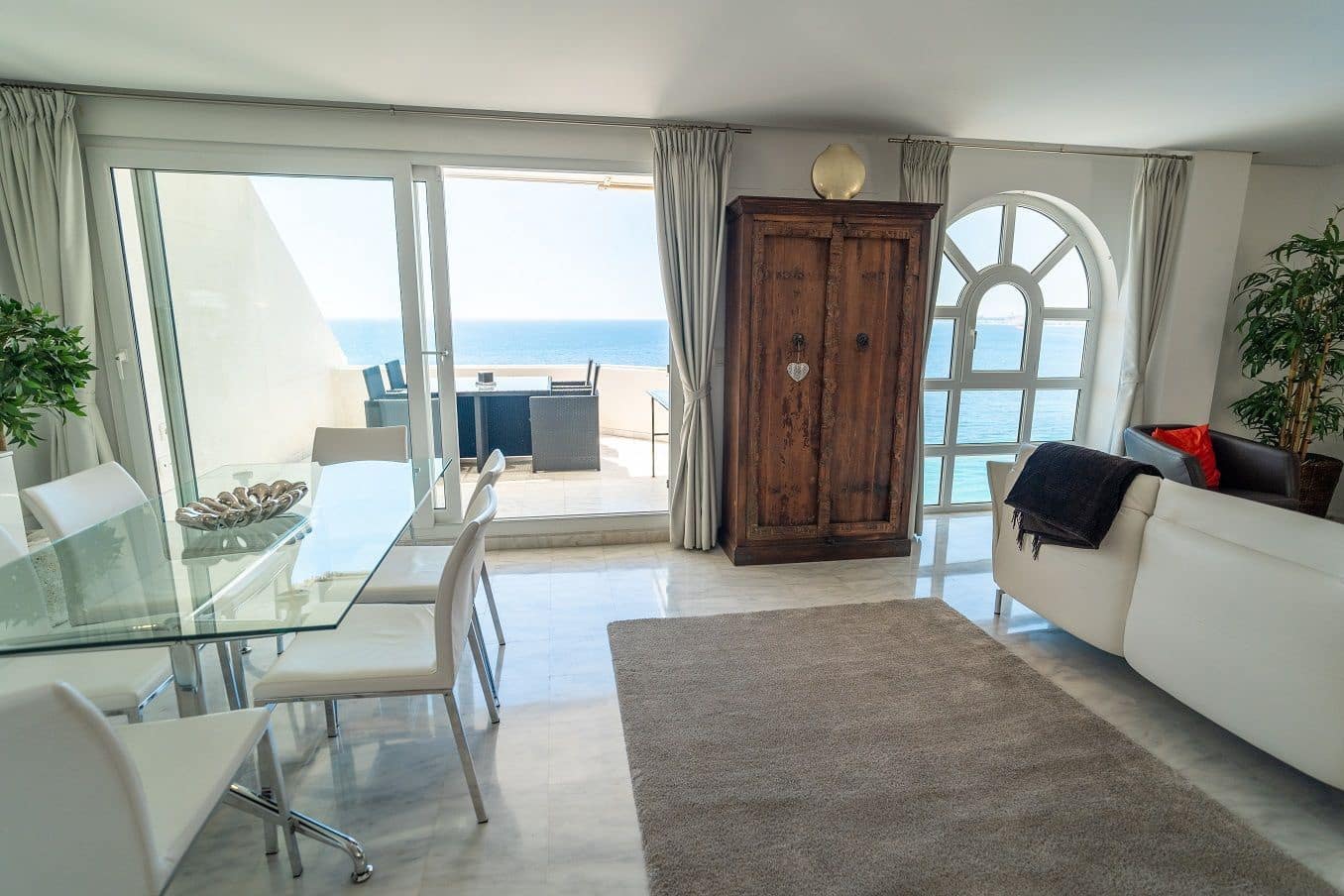 2 bedroom Penthouse for sale in Altea with pool garage - € 795,000 (Ref: 8950102)