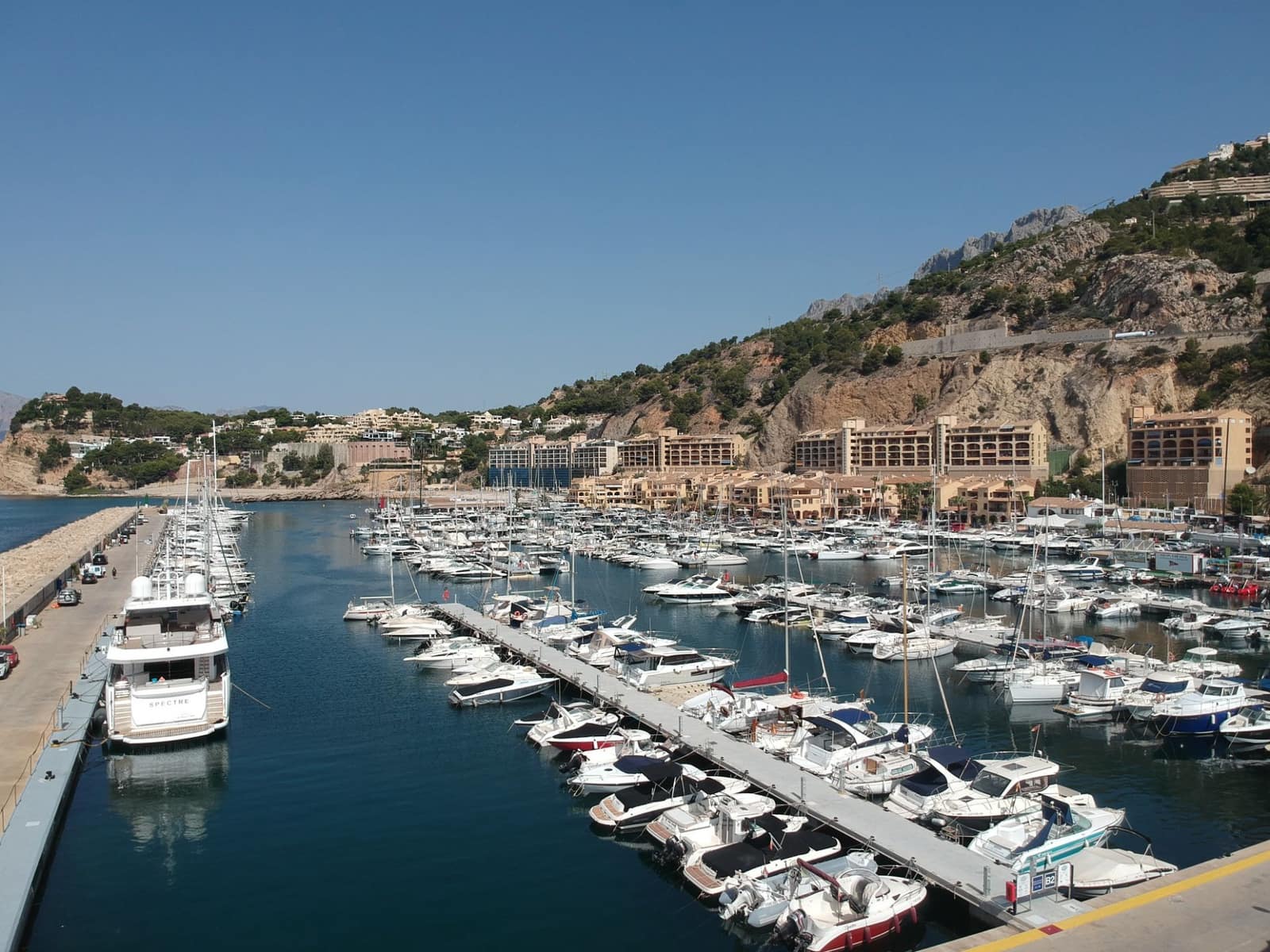 4 soveværelse Villa til leje i Altea med swimmingpool garage - € 4.900 (Ref: 8980119)