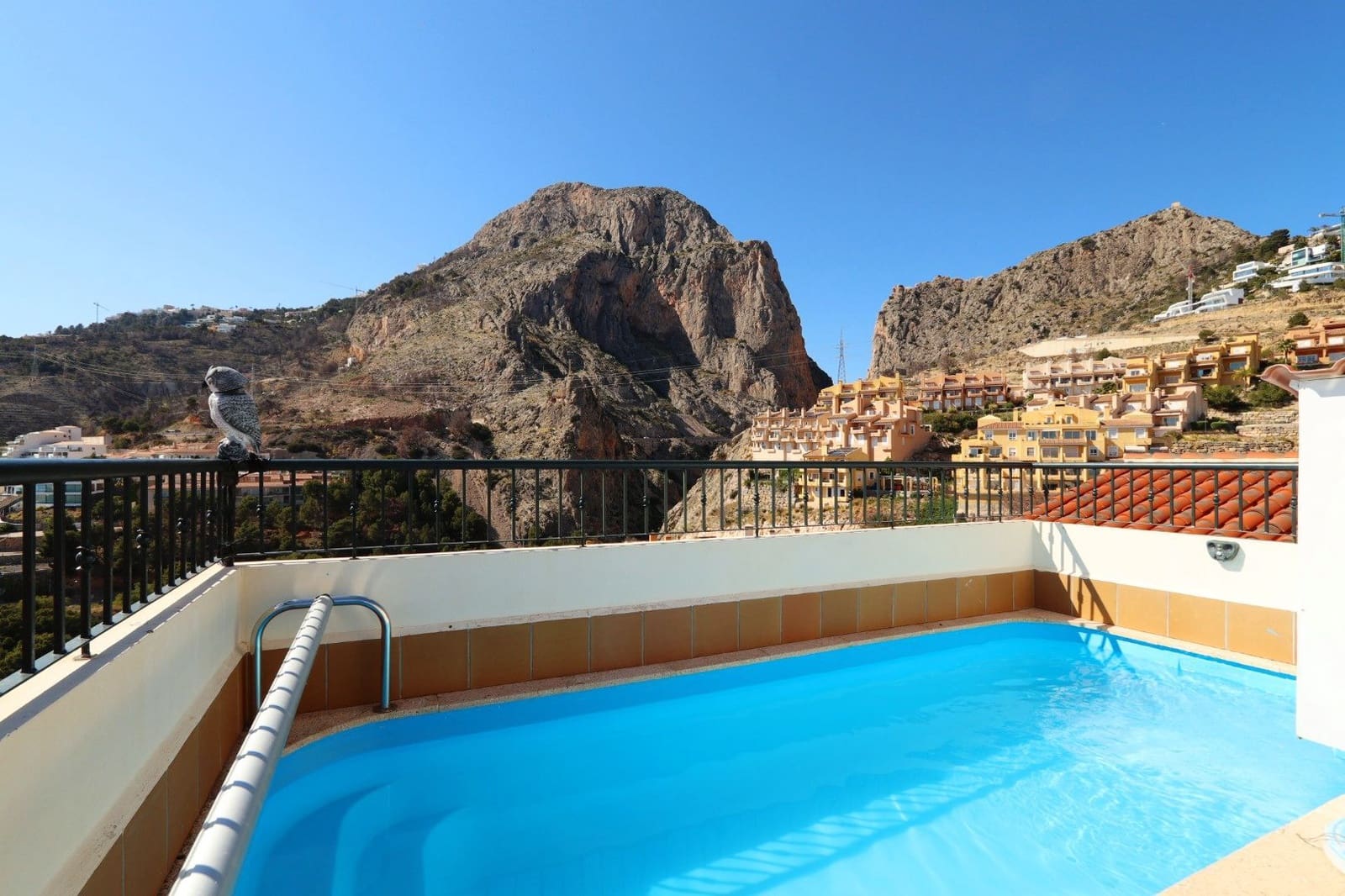 2 soveværelse Penthouse til salg i Altea med swimmingpool garage - € 495.000 (Ref: 8991948)