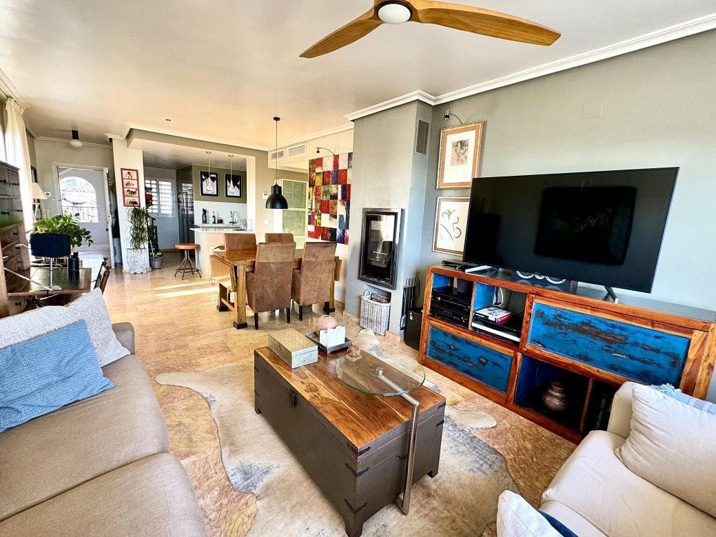 3 soveværelse Penthouse til leje i Altea med swimmingpool garage - € 1.580 (Ref: 8991949)