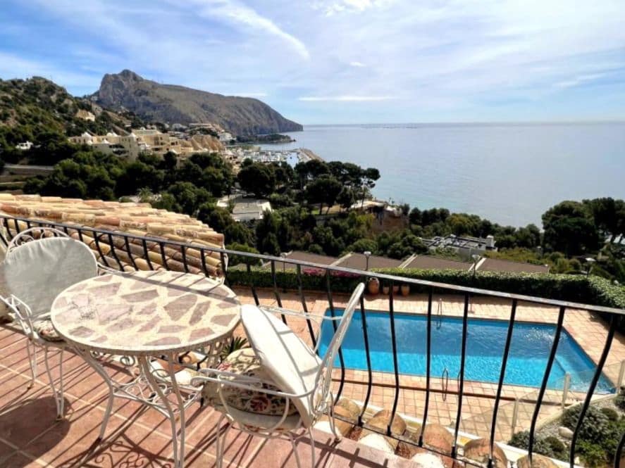 5 quarto Moradia para venda em Altea com piscina garagem - 2 930 000 € (Ref: 9000876)