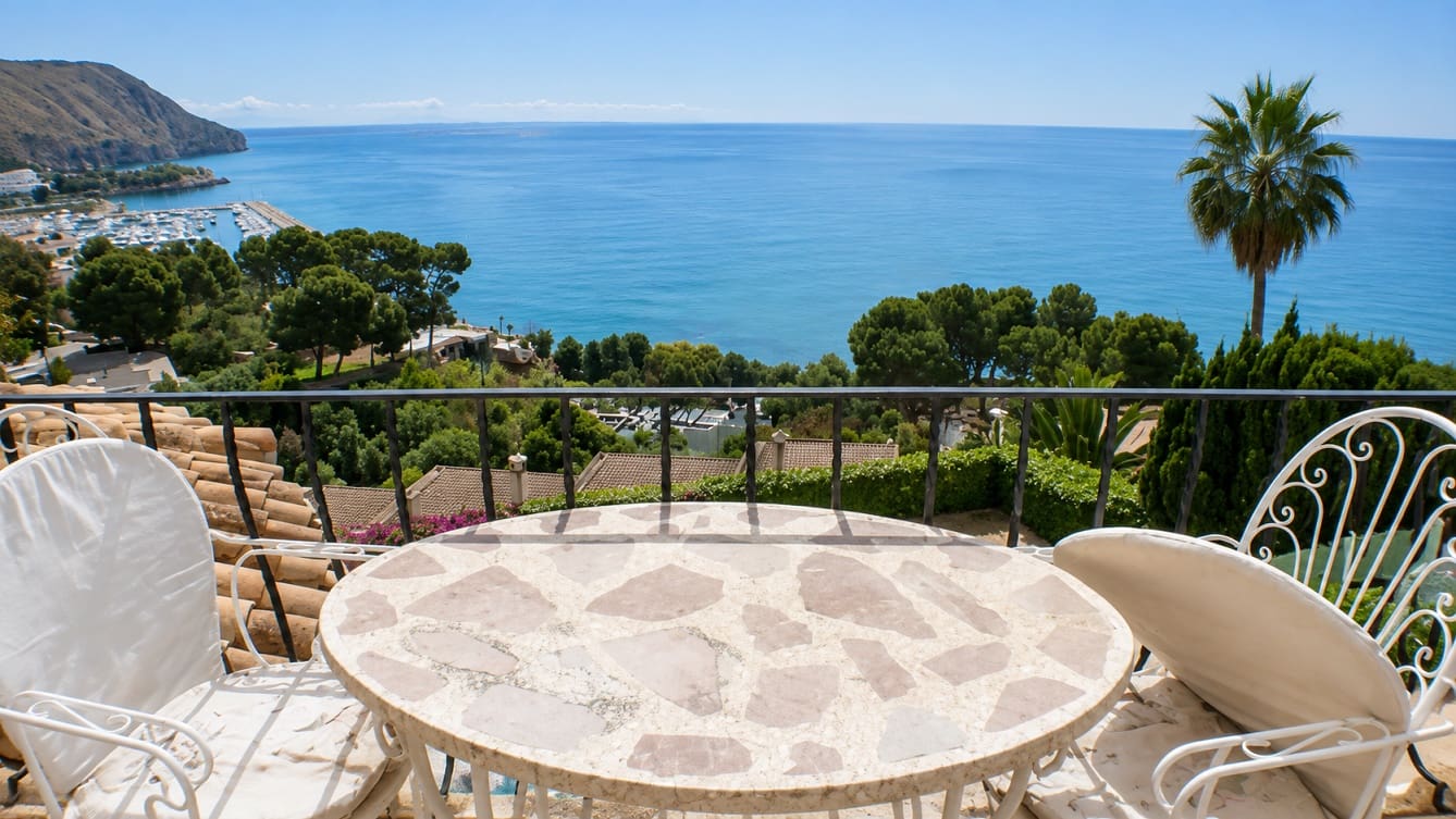 5 quarto Moradia para venda em Altea com piscina garagem - 2 930 000 € (Ref: 9000876)