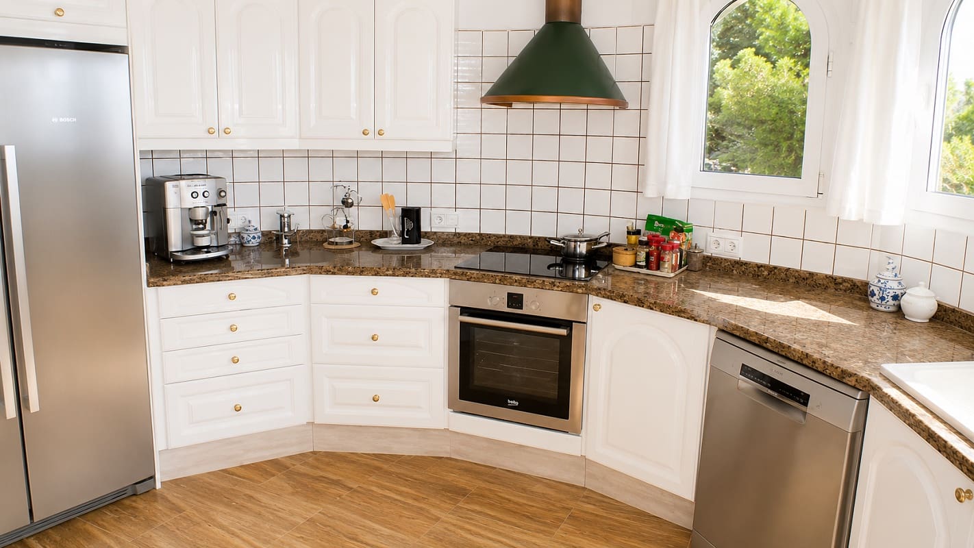 5 quarto Moradia para venda em Altea com piscina garagem - 2 930 000 € (Ref: 9000876)