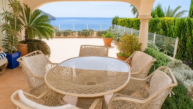 5 slaapkamer Villa te koop in Altea met zwembad garage - € 2.930.000 (Ref: 9000876)