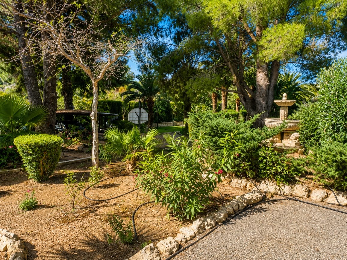 5 quarto Moradia para venda em Altea com piscina garagem - 2 930 000 € (Ref: 9000876)