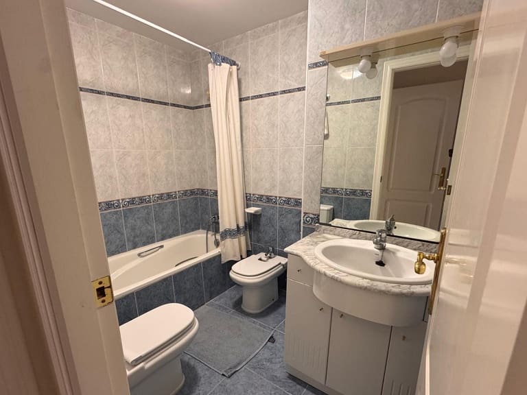 2 makuuhuone Huoneisto vuokrattavana paikassa Altea - 950 € (Ref: 9005025)