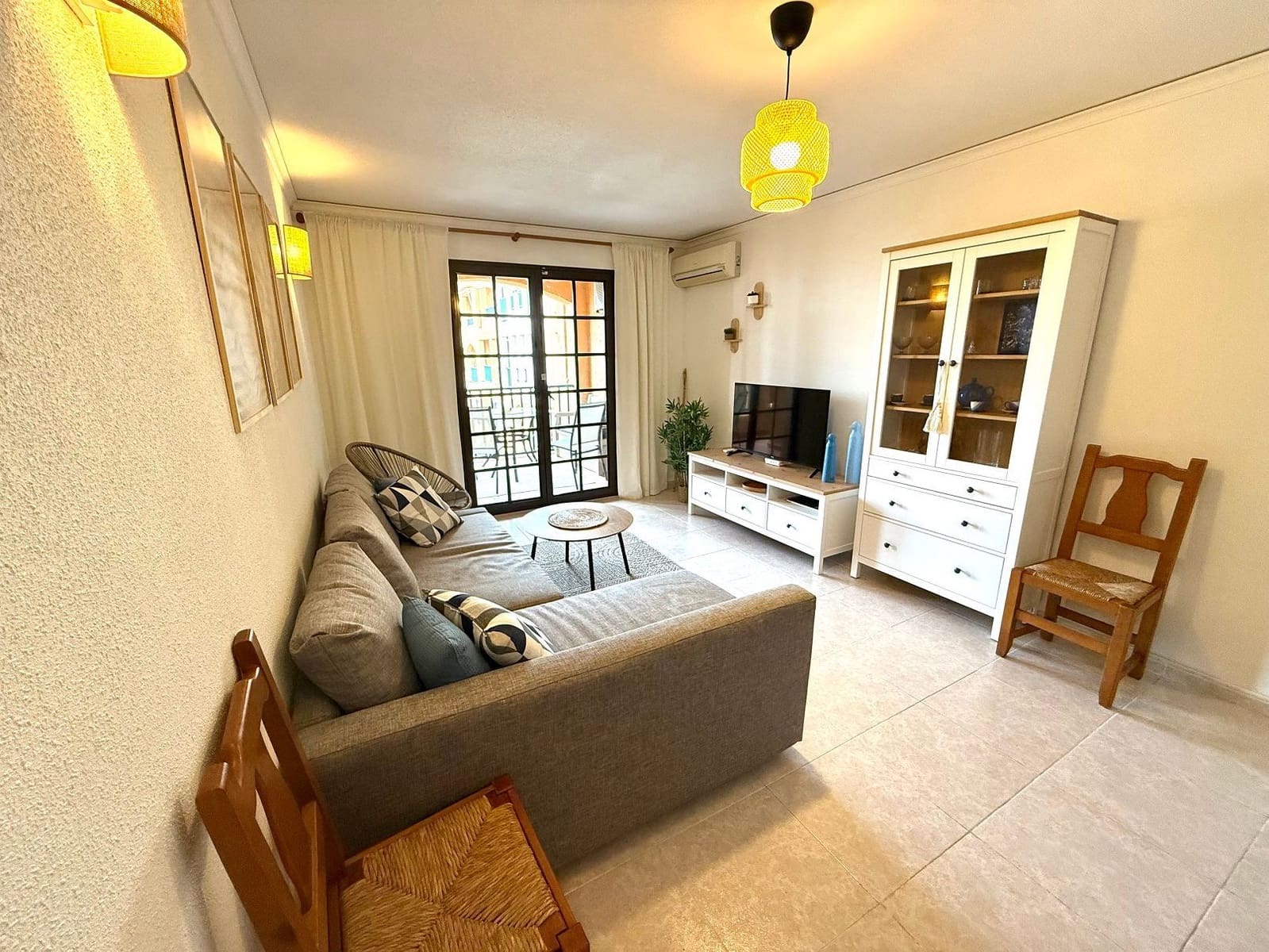 2 makuuhuone Huoneisto vuokrattavana paikassa Altea - 950 € (Ref: 9005025)