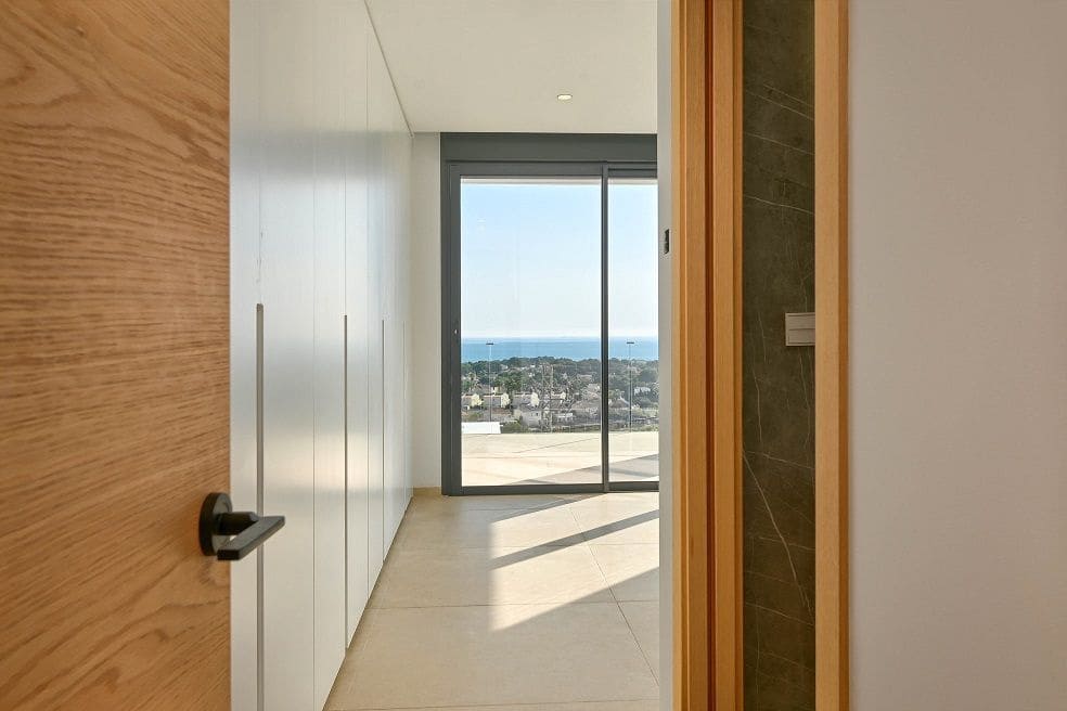 4 soverom Villa til salgs i Calpe / Calp med svømmebasseng garasje - € 1 985 000 (Ref: 9006948)