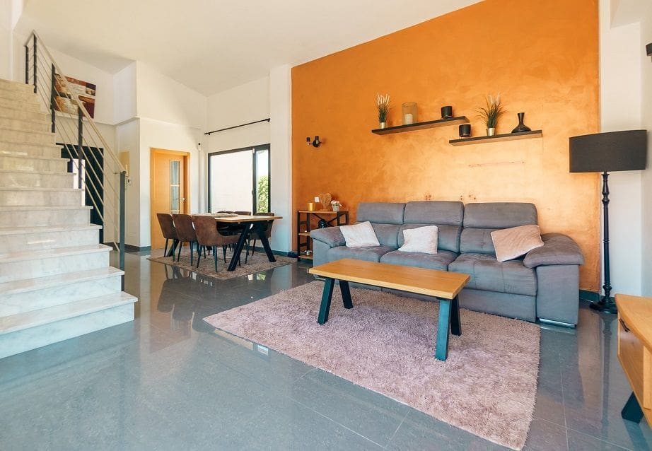 3 bedroom Villa for sale in Polop with pool - € 449,000 (Ref: 9016869)