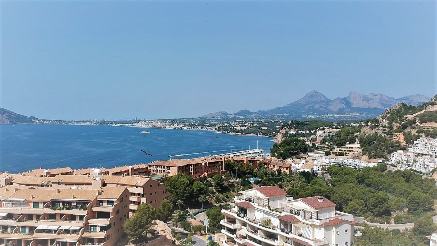 3 bedroom Apartment for sale in Altea with pool garage - € 395,000 (Ref: 9074866)