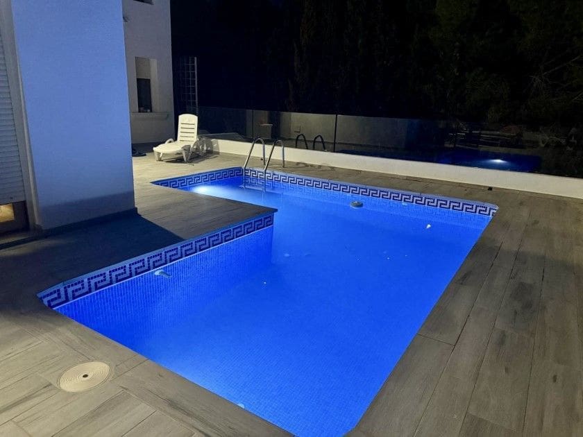 5 bedroom Villa for sale in Altea with pool garage - € 1,200,000 (Ref: 9102726)