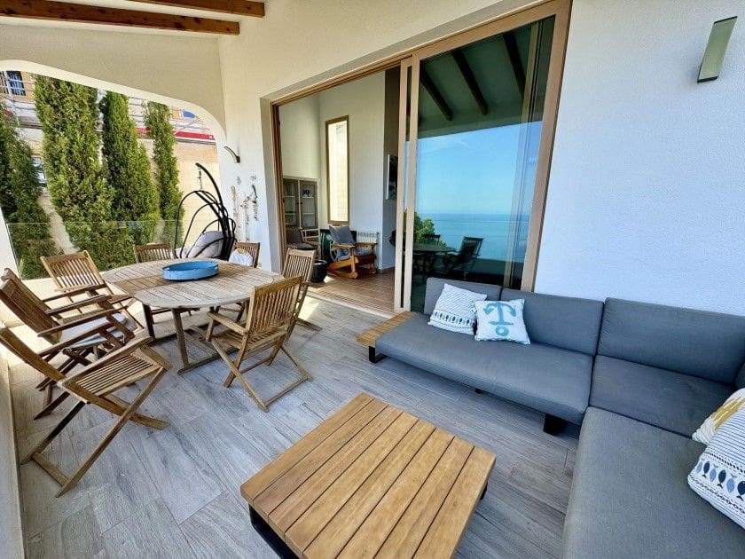 5 bedroom Villa for sale in Altea with pool garage - € 1,200,000 (Ref: 9102726)