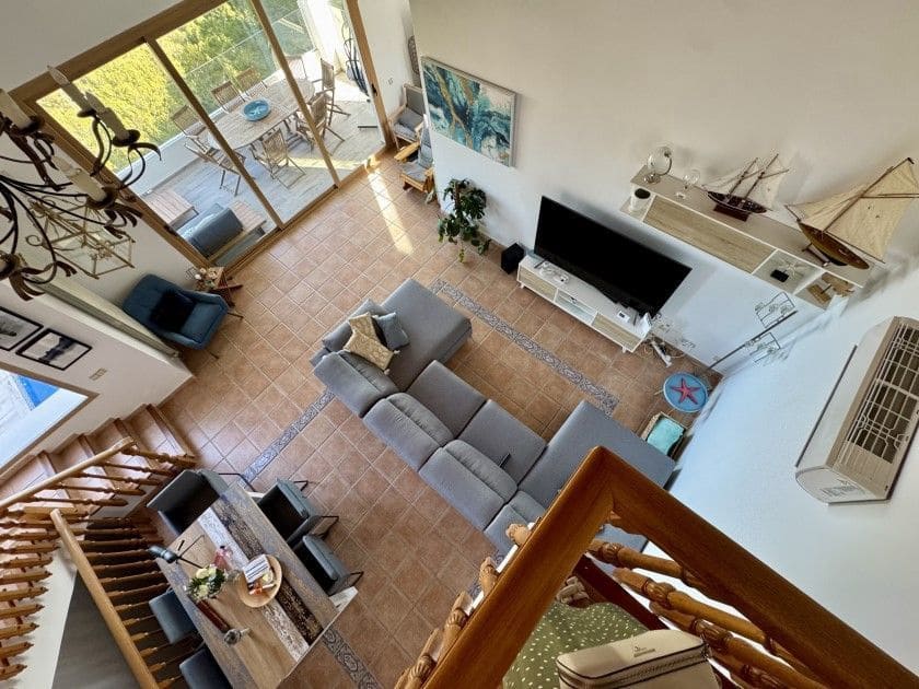 5 bedroom Villa for sale in Altea with pool garage - € 1,200,000 (Ref: 9102726)