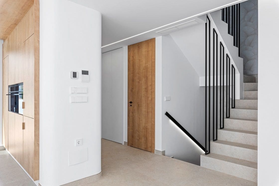 3 bedroom Villa for sale in Finestrat with pool - € 995,000 (Ref: 9102727)