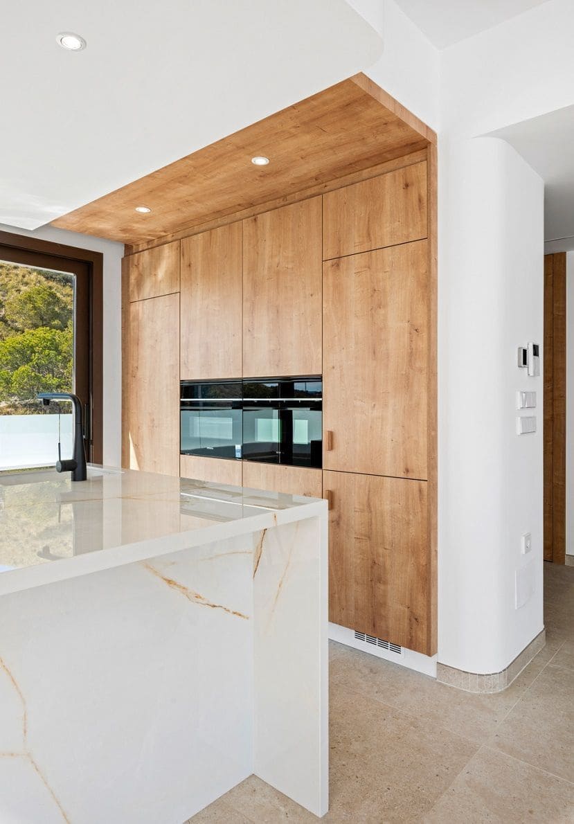 3 bedroom Villa for sale in Finestrat with pool - € 995,000 (Ref: 9102727)