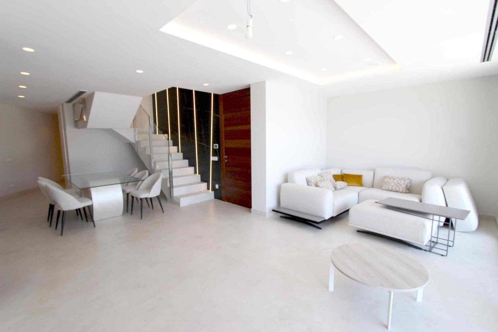 4 soveværelse Byhus til salg i Benidorm med swimmingpool garage - € 1.650.000 (Ref: 9106317)