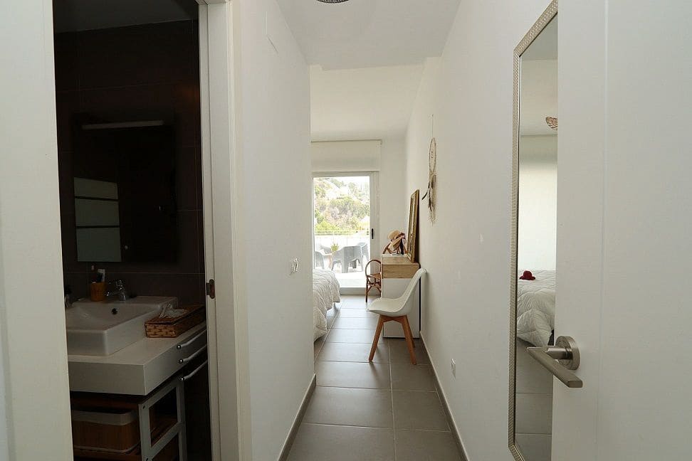 2 bedroom Apartment for sale in Altea with pool garage - € 349,000 (Ref: 9113908)
