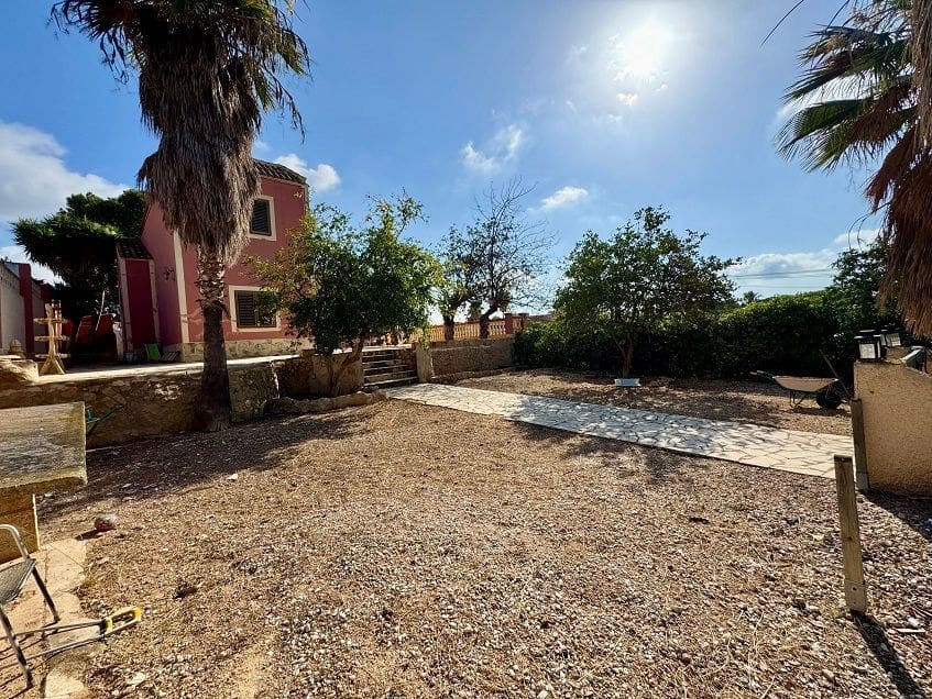 7 bedroom Villa for sale in La Nucia with pool garage - € 750,000 (Ref: 9116645)