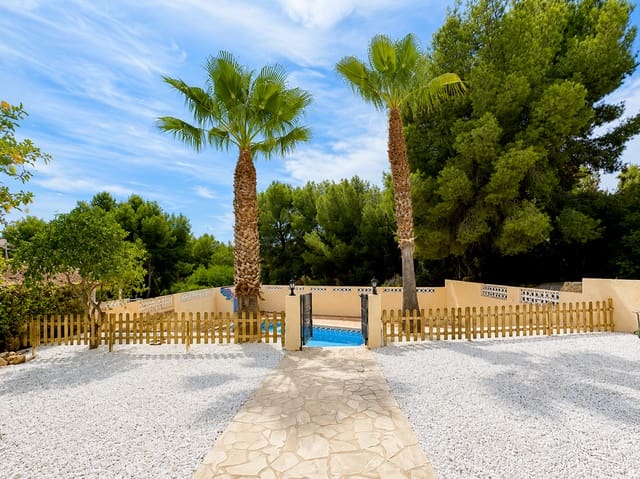 7 soveværelse Villa til salg i La Nucia med swimmingpool garage - € 750.000 (Ref: 9116645)