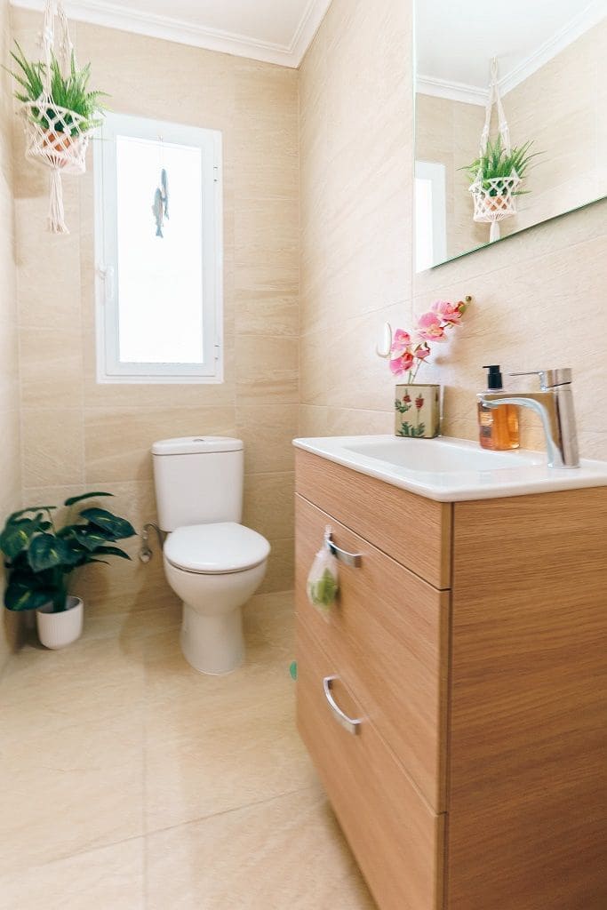 4 bedroom Villa for sale in La Nucia with pool garage - € 569,000 (Ref: 9124643)