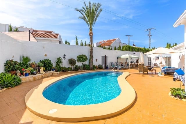 4 chambre Villa/Maison à vendre à La Nucia avec piscine garage - 569 000 € (Ref: 9124643)