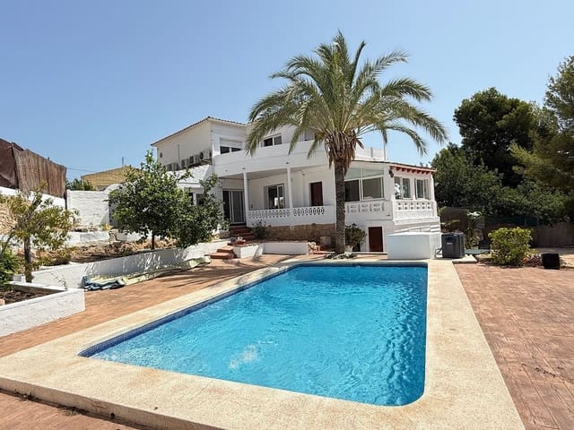4 soveværelse Villa til leje i La Nucia med swimmingpool garage - € 2.900 (Ref: 9165515)
