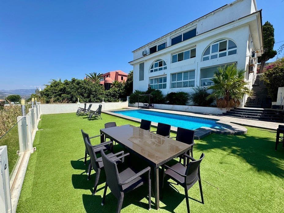 5 soveværelse Villa til salg i Benidorm med swimmingpool garage - € 2.250.000 (Ref: 9171153)