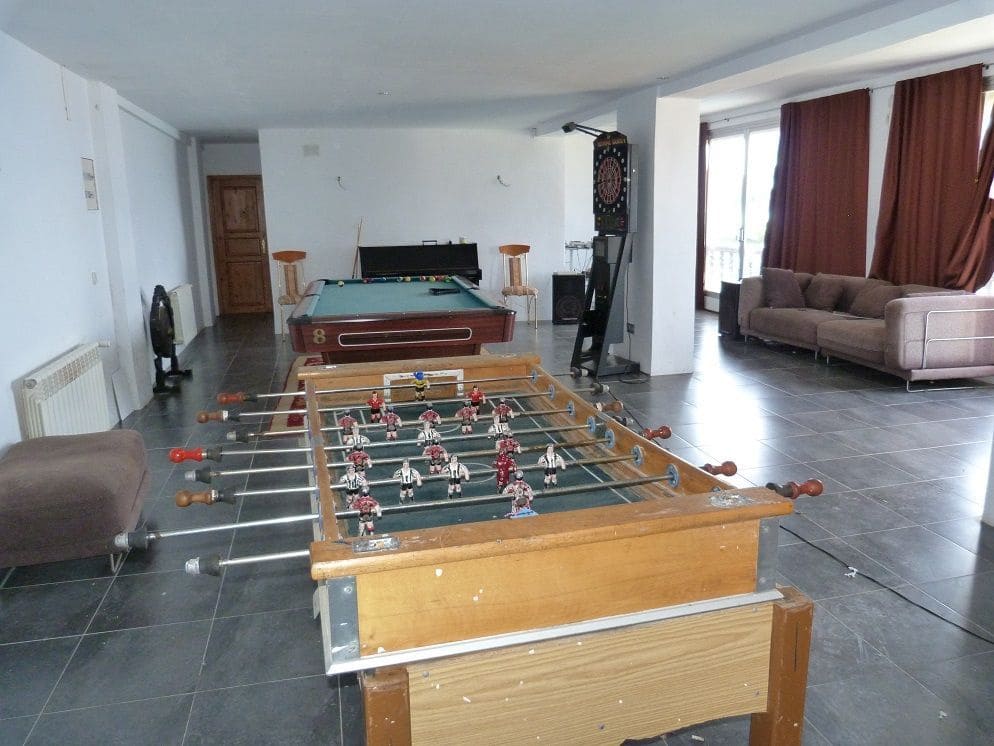 5 soveværelse Villa til salg i Benidorm med swimmingpool garage - € 2.250.000 (Ref: 9171153)