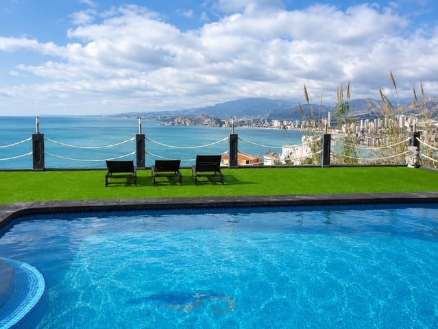5 Zimmer Villa zu verkaufen in Sierra Helada, Benidorm mit Pool Garage - 1.925.000 € (Ref: 9171153)