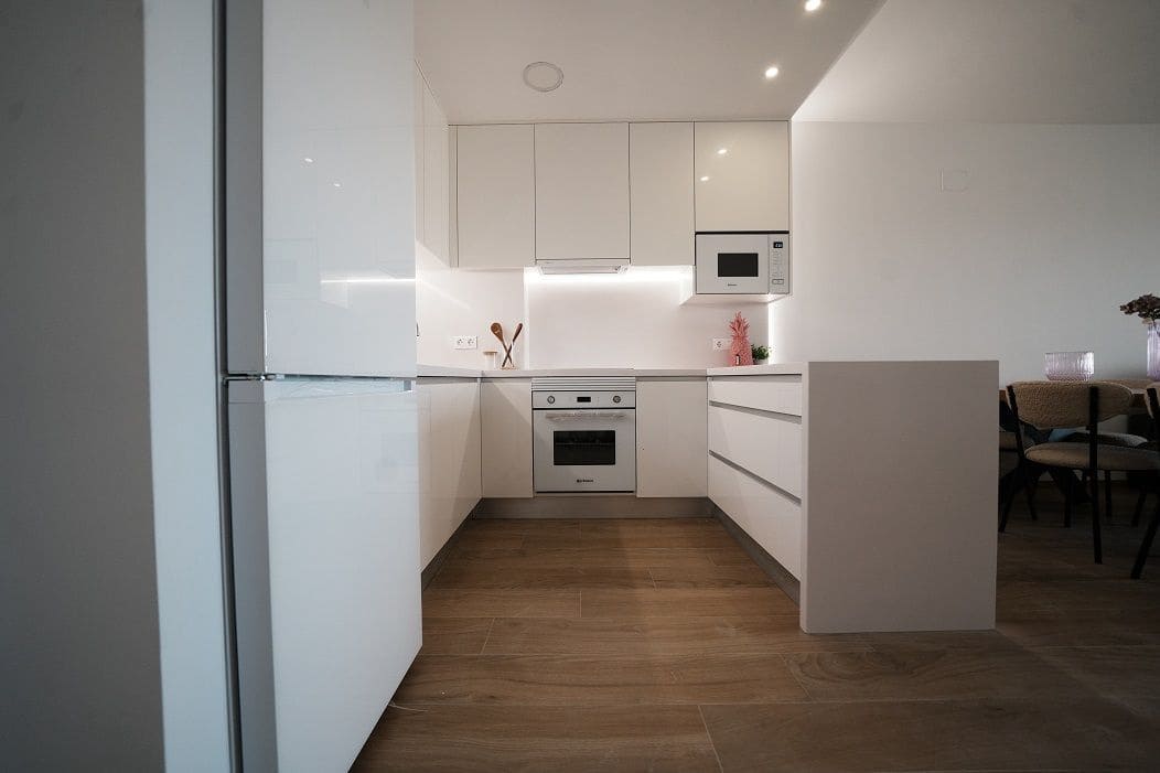 Apartamento de 2 habitaciones en Finestrat en venta con piscina garaje - 389.900 € (Ref: 9185033)