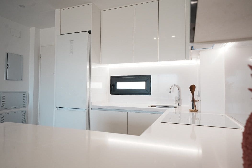 Apartamento de 2 habitaciones en Finestrat en venta con piscina garaje - 389.900 € (Ref: 9185033)