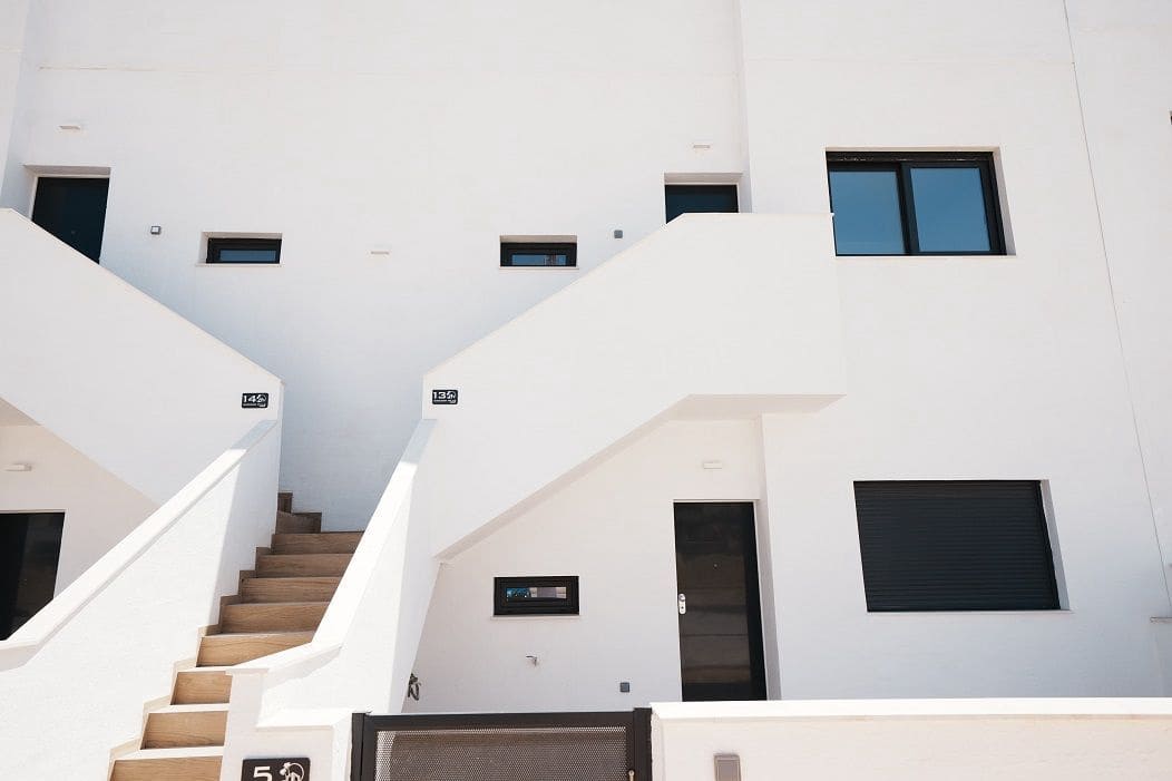 Apartamento de 2 habitaciones en Finestrat en venta con piscina garaje - 389.900 € (Ref: 9185033)