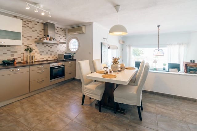 4 soveværelse Villa til salg i Albir, Alfaz del Pi / L'Alfàs del Pi med swimmingpool garage - € 689.000 (Ref: 9188087)