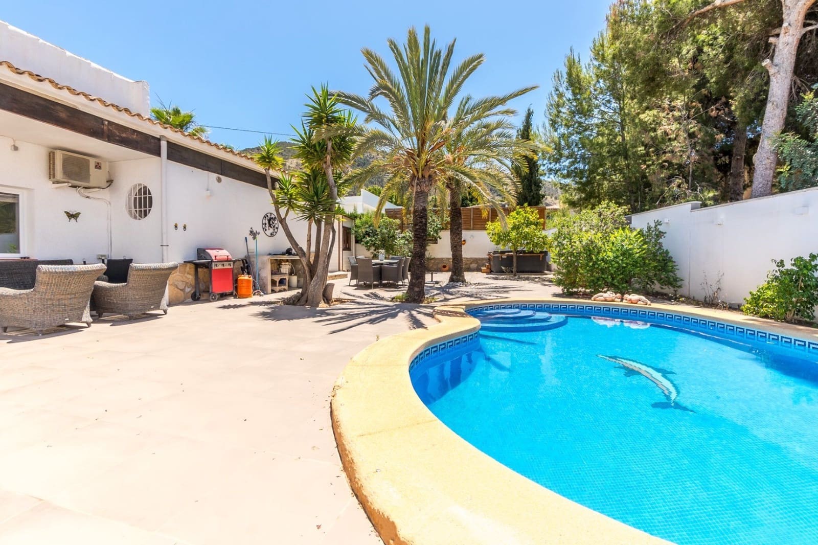 Chalet de 4 habitaciones en Albir en venta con piscina garaje - 689.000 € (Ref: 9188087)