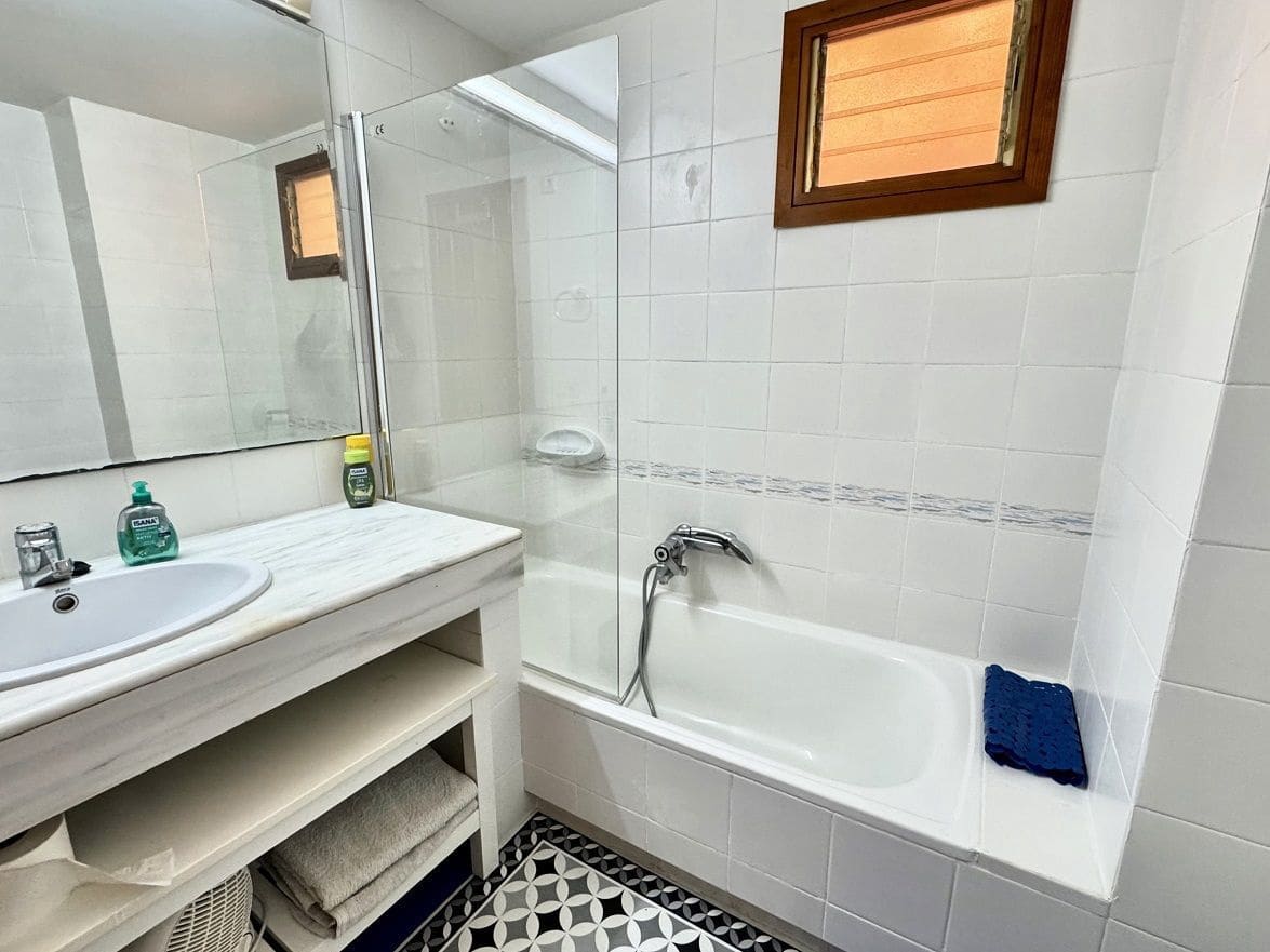 1 bedroom Apartment for rent in Altea with pool garage - € 900 (Ref: 9242702)