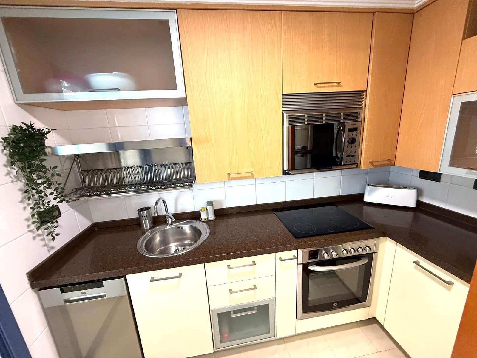 2 makuuhuone Huoneisto vuokrattavana paikassa Altea mukana uima-altaan 
autotalli - 1 350 € (Ref: 9242703)