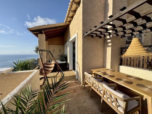 3 bedroom Bungalow for sale in Altea with pool garage - € 440,000 (Ref: 9247949)