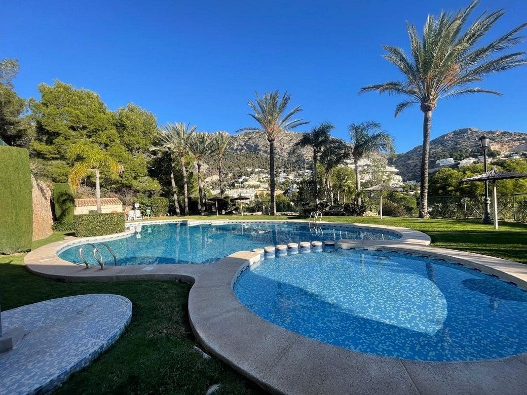 3 soverom Bungalow til salgs i Altea med svømmebasseng garasje - € 440 000 (Ref: 9247949)