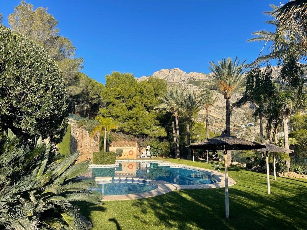 3 soverom Bungalow til salgs i Altea med svømmebasseng garasje - € 440 000 (Ref: 9247949)