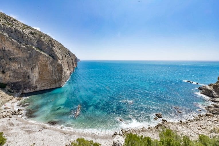 3 bedroom Apartment for sale in Altea with pool garage - € 620,000 (Ref: 9264029)